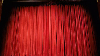 ΣΟΚ: 4 γυναίκες ηθοποιοί - οι δύο ανήλικες - καταγγέλλουν ηθοποιό για βιασμό