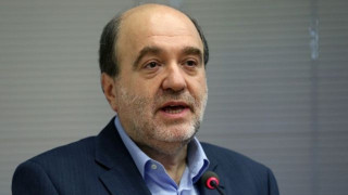 Κατέβηκε από το βήμα της Βουλής ο Τρύφων Αλεξιάδης: «Δεν αισθάνομαι καλά»