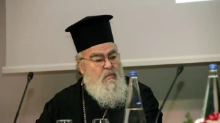 Μητροπολίτης Χρυσόστομος: “Να γίνει υποχρεωτικός ο εμβολιασμός στο Δημόσιο”