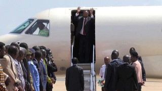 Σουδάν: Οι στρατιωτικοί παραδίδουν την εξουσία