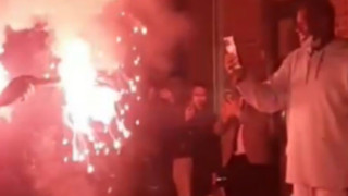 Οι οπαδοί του Ηρακλή αποθέωσαν τον Ντέιβιντ Ίνγκραμ με καπνογόνα και συνθήματα