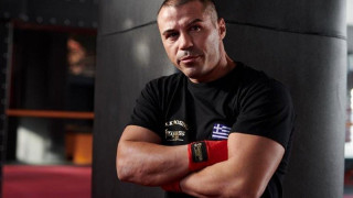 Ο Μέιγουεδερ ανακοίνωσε τον αγώνα με τον Ζαμπίδη: «Αθήνα, Ελλάδα, ετοιμαστείτε»