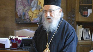 Κορωνοϊός: Θρίλερ με Μητροπολίτη -Άγνωστο αν νοσηλεύεται ή είναι κατ' οίκον