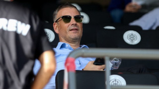 Από εκεί που τον έκραζαν άγρια τώρα «μοιρολογούν» που φεύγει