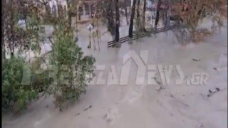 Ήπειρος: Υπερχείλισε ο Αχέροντας – Πλημμύρες στο χωριό Γλυκή