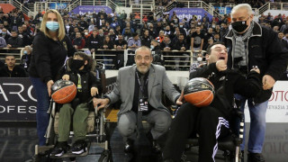 ΠΑΟΚ - Άρης: Βραβεύτηκαν οι δύο μαχητές της ζωής στο Παλατάκι!