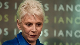 Αρνητές εμβολίων: Status – μαχαιριά της Έλενας Ακρίτα για τον ΣΥΡΙΖΑ