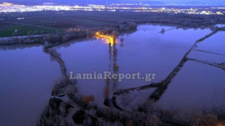 Λαμία: Πλημμύρισε ο Σπερχειός – Εκκενώνεται χωριό