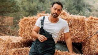 Σάκης Τανιμανίδης-Έβαλε τα κλάματα για το ατύχημα της κόρης του: «Πρέπει να γυρίσω πίσω...»