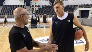 Ντι Λέο: “Μου αρέσει να παίζω σε μία τέτοια εκπληκτική ατμόσφαιρα”