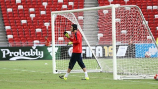 Ο Τσεχ άρχισε την απόσβεση με διπλό «Όχι»! (video)