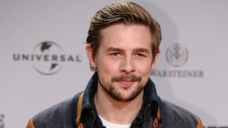 Γερμανοί κωμικοί: Να μην συμπεριφερθούμε σαν μ@λ@κες για πρώτη φορά! (ΒΙΝΤΕΟ)