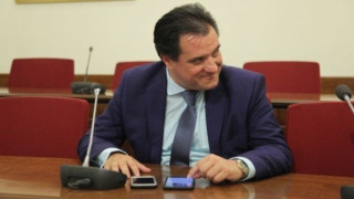 Λεκτική επίθεση Άδωνι Γεωργιάδη στον Βαρουφάκη