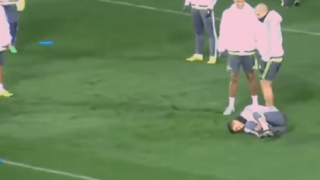 Κριστιάνο αυτά παθαίνεις όταν τα βάζεις με τον Πέπε! (video)