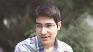 Τι ψηφίζει ο πρώτος των πρώτων στις φετινές Πανελλήνιες εξετάσεις; (video)