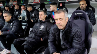 Νιόπλιας: «Το παιχνίδι τελείωσε στην αποβολή του Μεγιάδο»