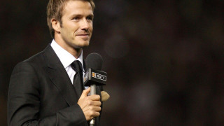 Μπέκαμ: Σηκώθηκε στις μύτες των ποδιών στη χριστουγεννιάτικη φωτογραφία