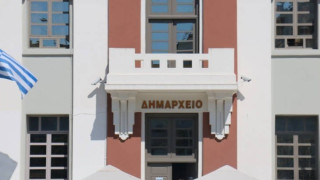 Δήμος Καλαμαριάς: Δημόσια καταγγελία για προσπάθεια εμπλοκής τραπεζών σε αγιασμούς σχολείων!