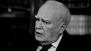 «Έφυγε» σε ηλικία 92 ετών ο πρώην ΠτΔ Κάρολος Παπούλιας