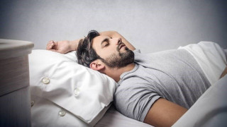 Σε ποια ηλικία ο μεσημεριανός ύπνος προμηνύει «κακά μαντάτα» για την υγεία