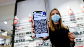 Ιταλία - Κορωνοϊός: «Μπλόκο» στους ανεμβολίαστους άνω των 60 - Από που αποκλείονται