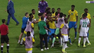 Σε ρινγκ μετατράπηκε το γήπεδο μετά το Γκαμπόν-Γκάνα!