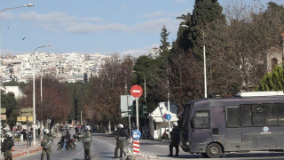 Επεισόδια στην πορεία των αντιεξουσιαστών στη Θεσσαλονίκη