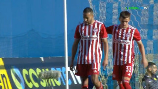 Κατάρρευση φιλάθλου στο Παναιτωλικός - Ολυμπιακός