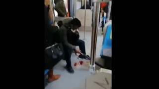 ΗΣΑΠ-Ρατσιστική επίθεση: Τον χτύπησε γιατί δεν του άρεσε πώς κοιτάζει...