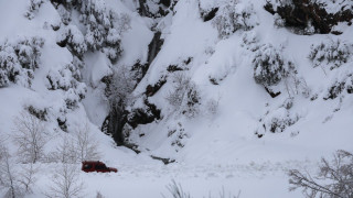 Κακοκαιρία «Μπάρμπαρα»: Άρχισε να «ασπρίζει» η Χαλκιδική