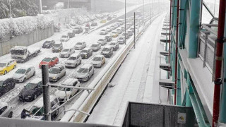 Αττική Οδός: Απίστευτο, χωρίς βενζίνη τα εκχιονιστικά μηχανήματα