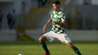 Στο «Ελ.Βενιζέλος» ο Φιλίπε Σοάρες, απολαμβάνει τα χιόνια