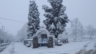 Δήμος Λαγκαδά: Έκλεισε η «Ομβριάνια» Οδός με 15 πόντους χιόνι! Ανετράπη το εκχιονιστικό, κινδύνεψαν άνθρωποι