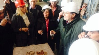 «Κλαίει» το Twitter από τα σχόλια για το χύμα τσίπουρο 