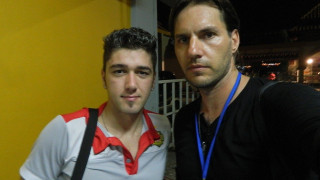 Ελληνας σταρ στη Μαλαισία! (pics) 