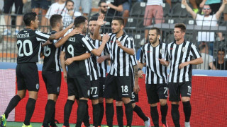 Το πέπλο …επιφύλαξης των φίλων του «δικέφαλου»