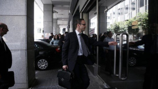 Μέλος της Τρόικα κλείστηκε στο ασανσέρ του Γενικού Λογιστηρίου