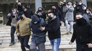 Δολοφονία Αλκη: Οσα είπε στην απολογία του ο 23χρονος-«Αυτός κρατούσε το δρεπάνι, αυτός χτυπούσε με το κοντάρι»