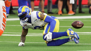 Ο Μπέκαμ φόρεσε τα ακριβότερα παπούτσια στην ιστορία του Super Bowl με 1.500 διαμάντια