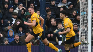 Premier League: Η Γουλβς έβαλε από κάτω την Τότεναμ, νίκες για Λίβερπουλ και Νιούκαστλ