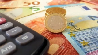 Τράπεζες: Τρόμος για τσουνάμι αθέτησης πληρωμών δανείων λόγω ακρίβειας