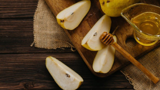 Το γιατροσόφι που ανακουφίζει βήχα και πονόλαιμο