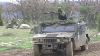 Αυτό είναι το Ελληνικό Hummer που σαρώνει τα σύνορα