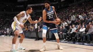 Ήττα για Λέικερς, νίκες για Κλίπερς και Τίμπεργουλβς