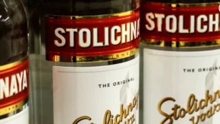 Πώς θα ονομάζεται πλέον η ρωσική βότκα Stolichnaya