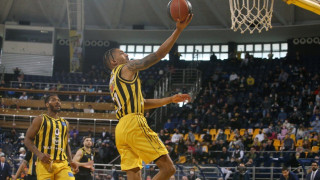 Χάνλαν: «Είχα προτάσεις να φύγω, το μυαλό μου είναι στον Άρη και τα πλέι οφ»