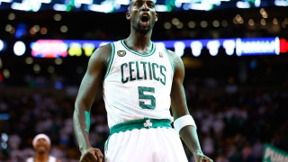 Στον ουρανό του TD Garden η φανέλα του Γκαρνέτ