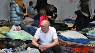 Πόλεμος Ουκρανία: Οι Ρώσοι βομβάρδισαν σχολή καλών τεχνών - καταφύγιο 400 άνθρωπων