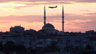 Σφοδρές αντιδράσεις για τις ζημίες στην αυτοκρατορική πύλη της Αγιά Σοφιάς