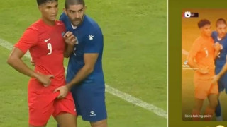 Άσεμνη χειρονομία στο Σιγκαπούρη-Φιλιππίνες